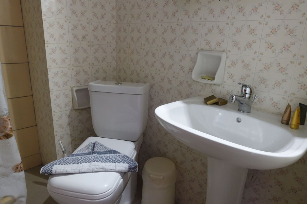 bristol hotel and apartments