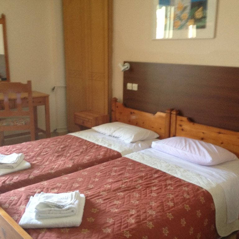 bristol hotel and apartments