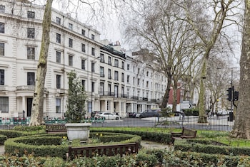 lancaster court hotel