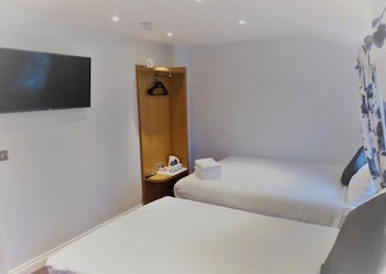 lancaster court hotel