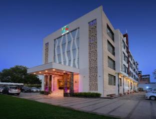 Wingston A Treehouse Hotel-Goverdhan,,4 star