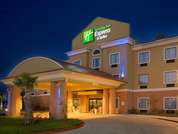 holiday inn express and suites kingsville by ihg