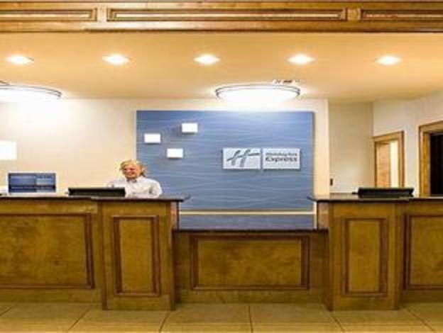 holiday inn express and suites kingsville by ihg
