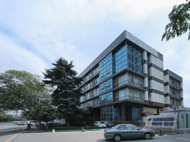 home inn plus kunshan west qianjin raod hongqiao