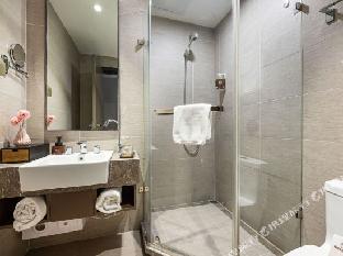 home inn plus kunshan west qianjin raod hongqiao