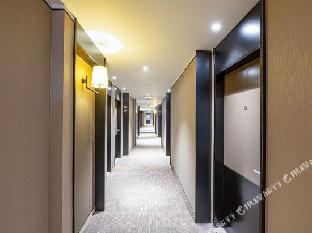 home inn plus kunshan west qianjin raod hongqiao