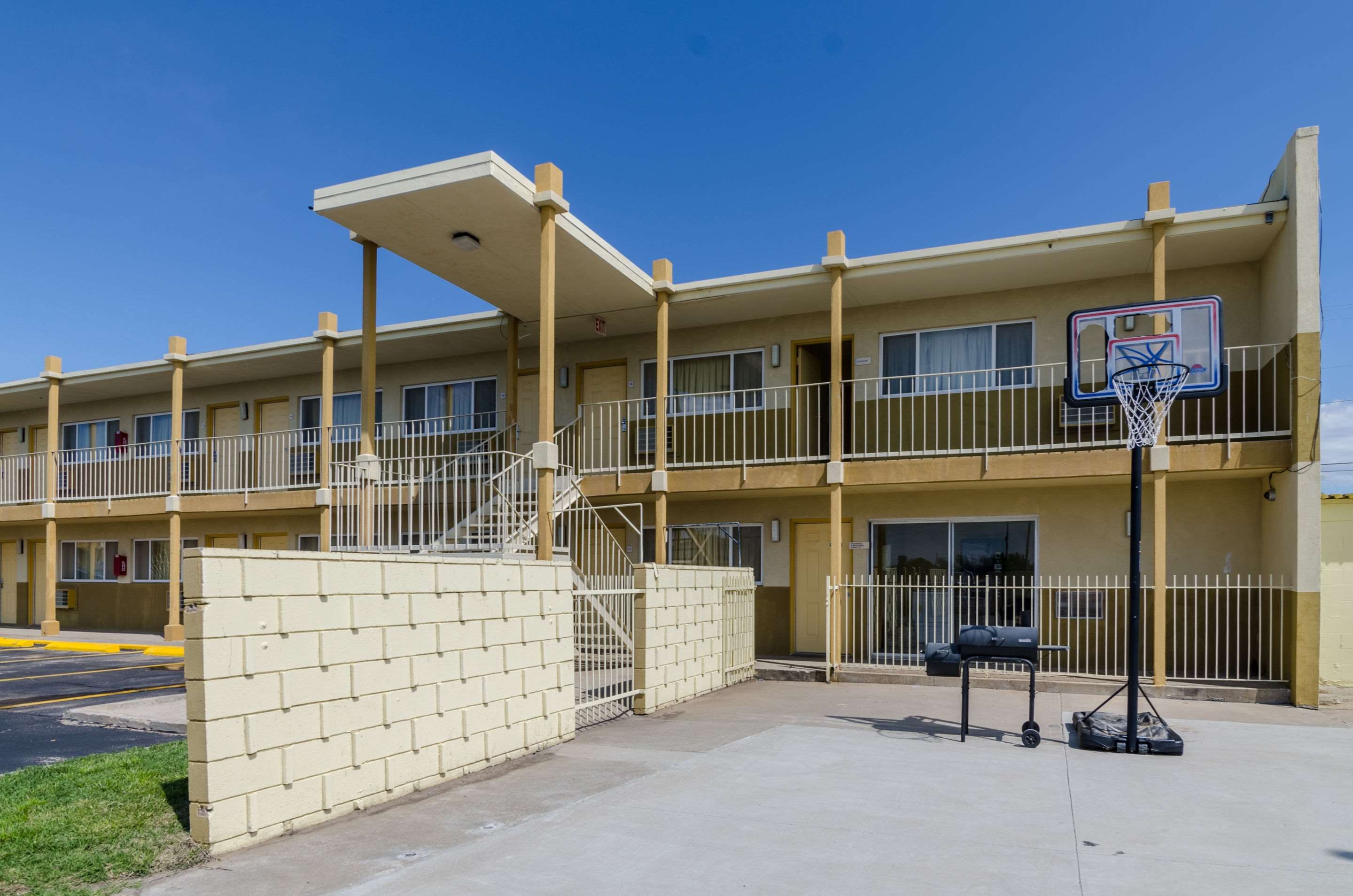 executive inn