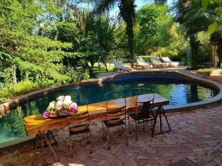 african vineyard guest house