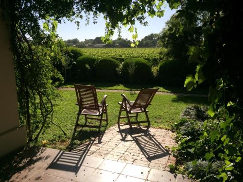 african vineyard guest house