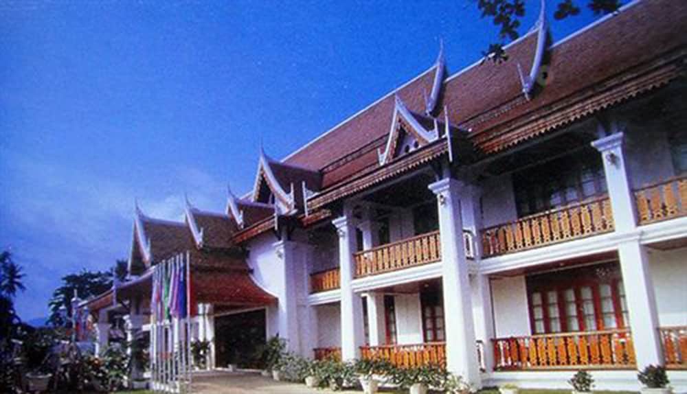 chitchareune mouangluang hotel