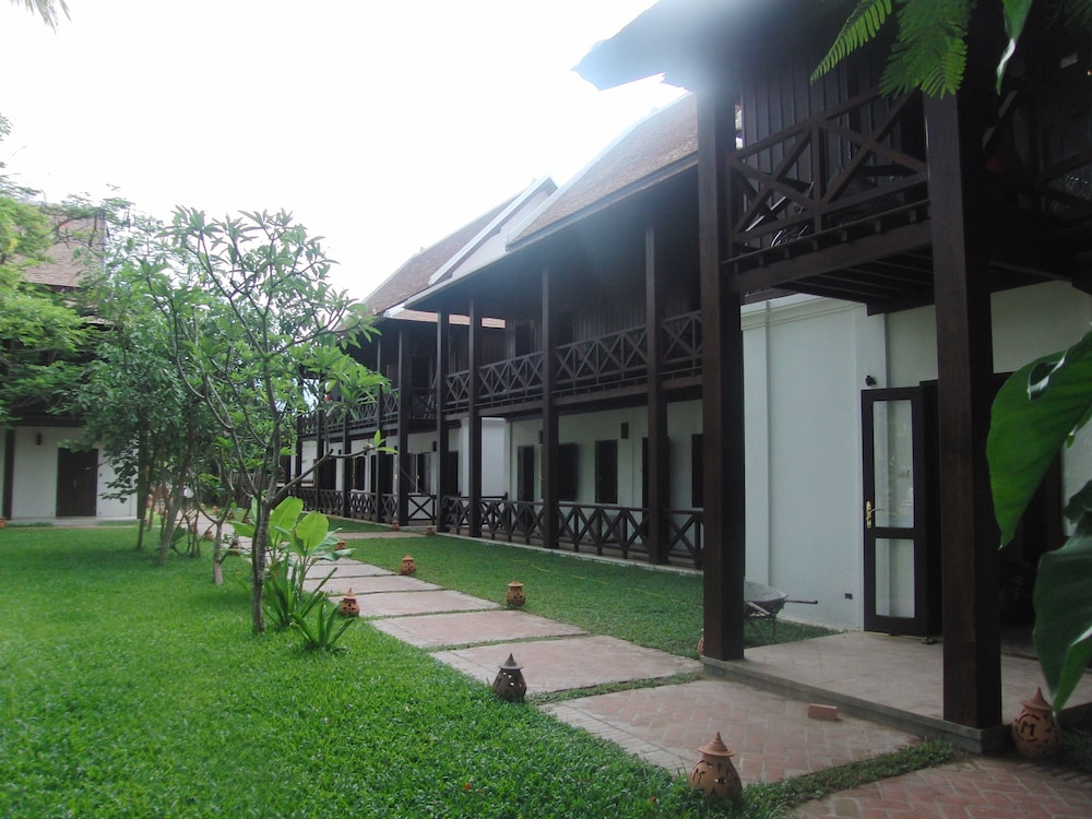 chitchareune mouangluang hotel