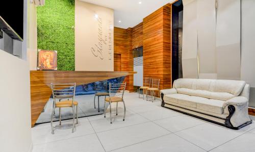 itsy hotels k k residency staywell