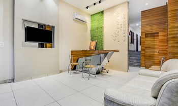 itsy hotels k k residency staywell