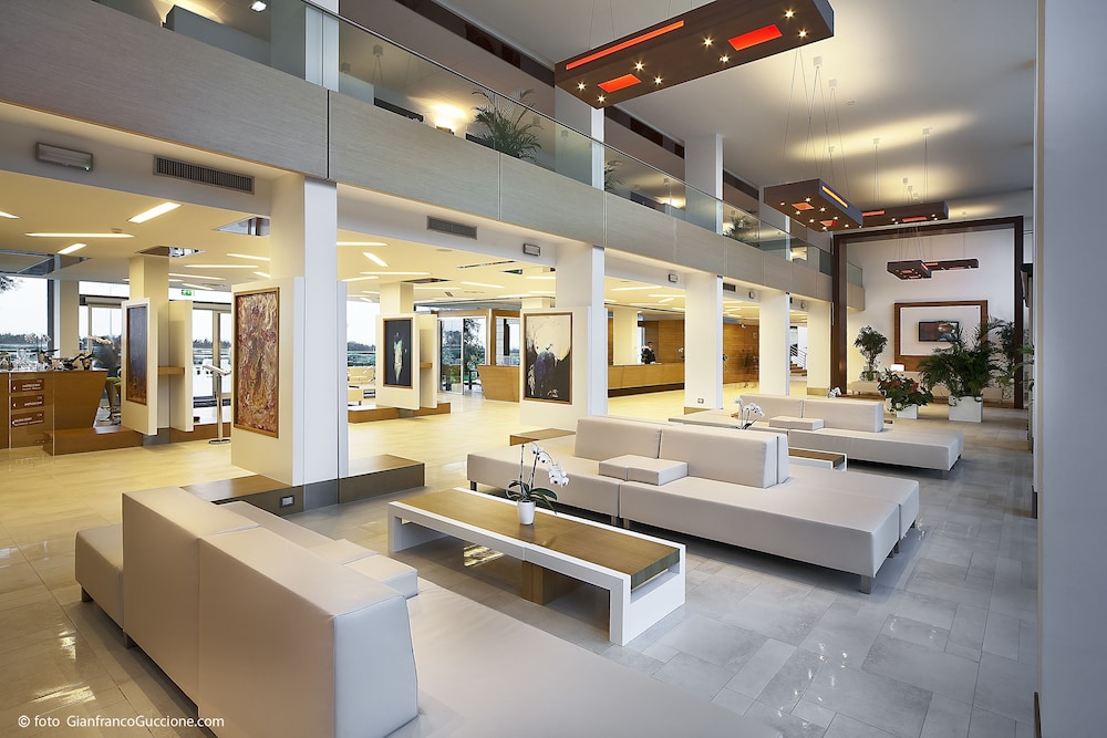 eureka palace hotel spa resort