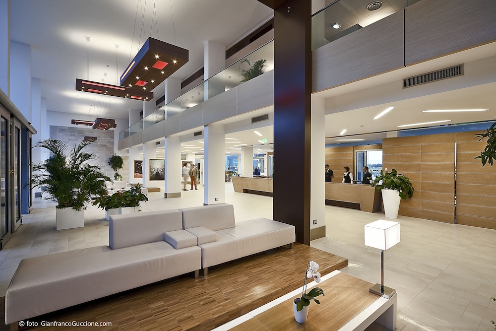 eureka palace hotel spa resort