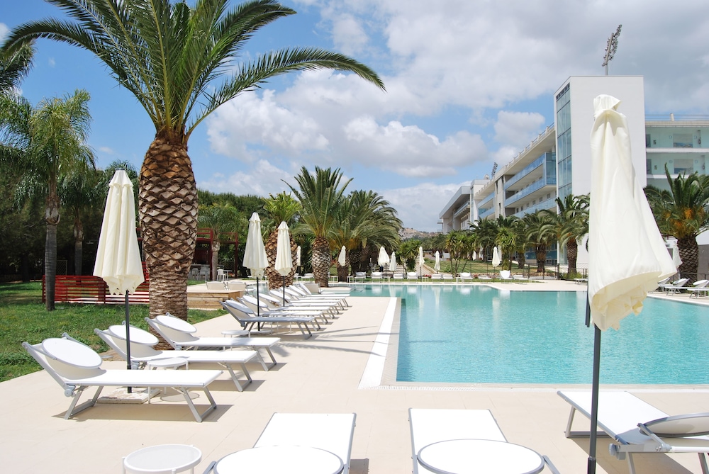 eureka palace hotel spa resort