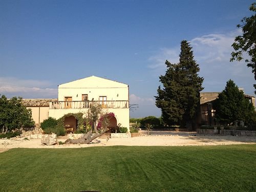 Casa Di Melo - Organic Country Hotel,Fontane Bianche>>Cassibile,4 star