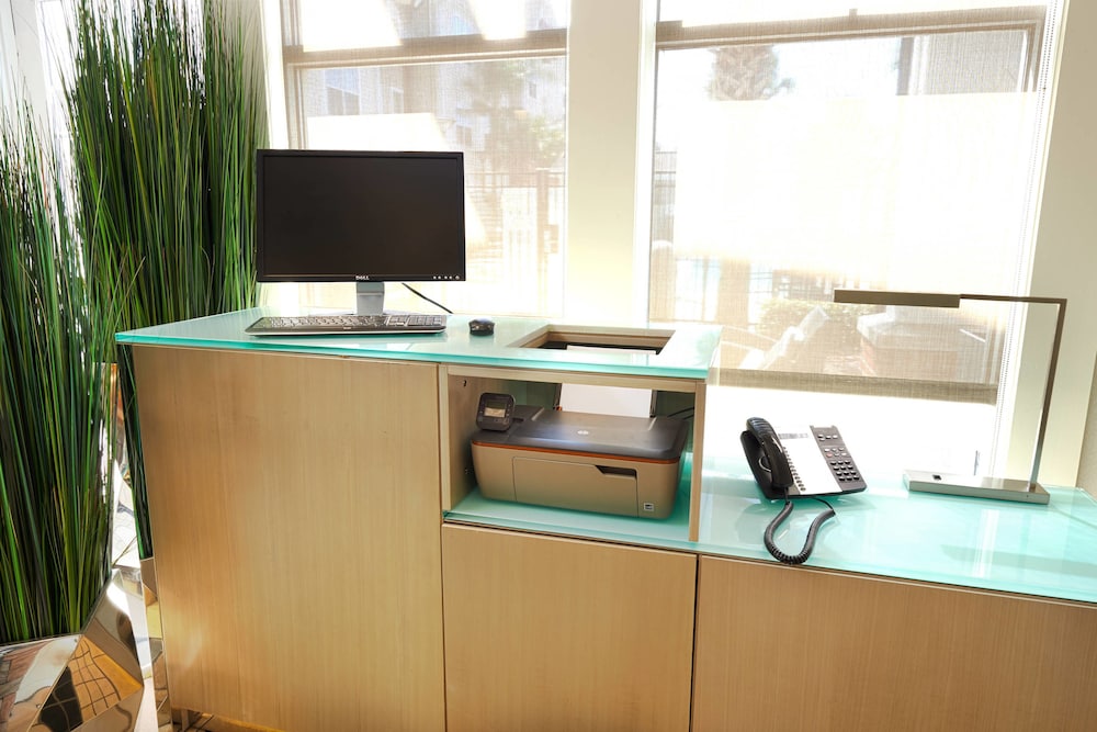 residence inn marriott airport