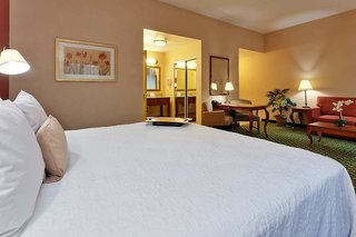 Hampton Inn & Suites Windsor - Sonoma Wine Country,Santa Rosa>>Healdsburg,3 star