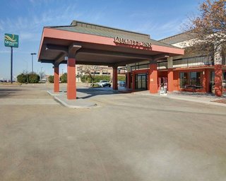 Quality Inn At Arlington Highlands,Dallas>>Arlington,3 star