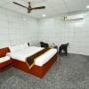 Patricia Residency,Mavalli>>Kumta,2 star