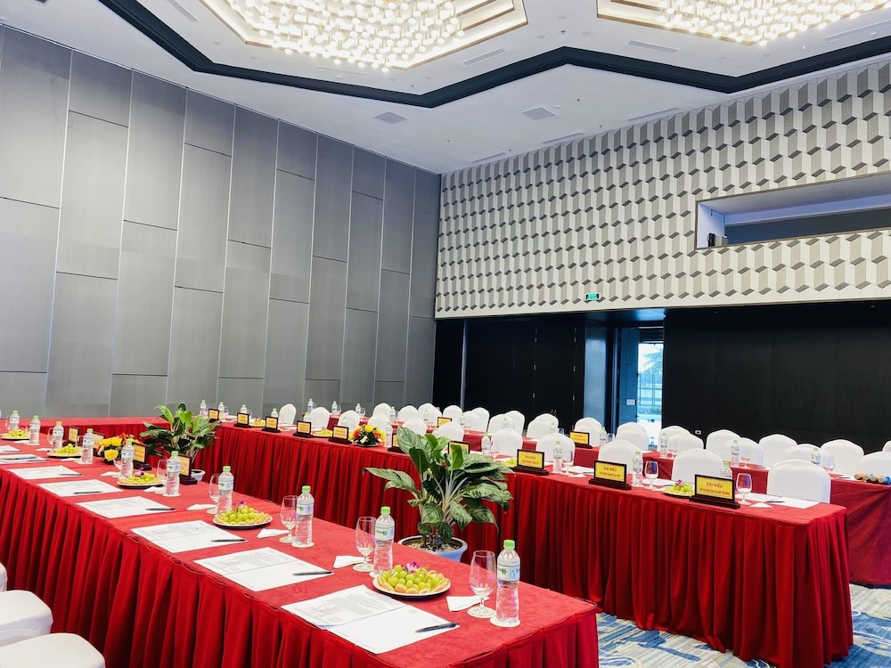khach san muong thanh luxury xuan thanh