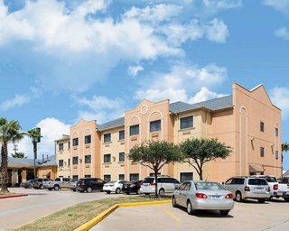 Quality Suites Houston Nw Cy-Fair,Jersey Village>>Downtown Houston,3 star