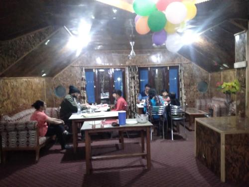 pop foreshore resort