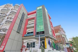 collection o hotel premier near gomti riverfront park