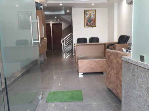 Hotel O Daffodils,New Delhi>>Gurugram,3 star