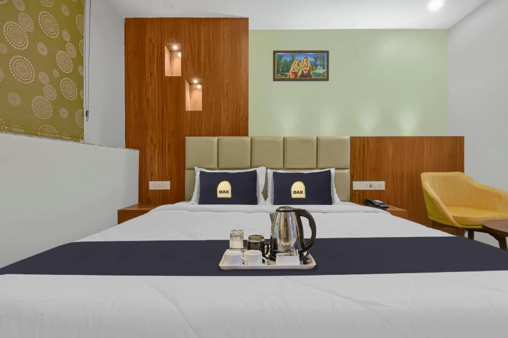 townhouse oak holiday grand