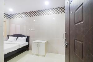 hotel o aroma classic near nampally railway station
