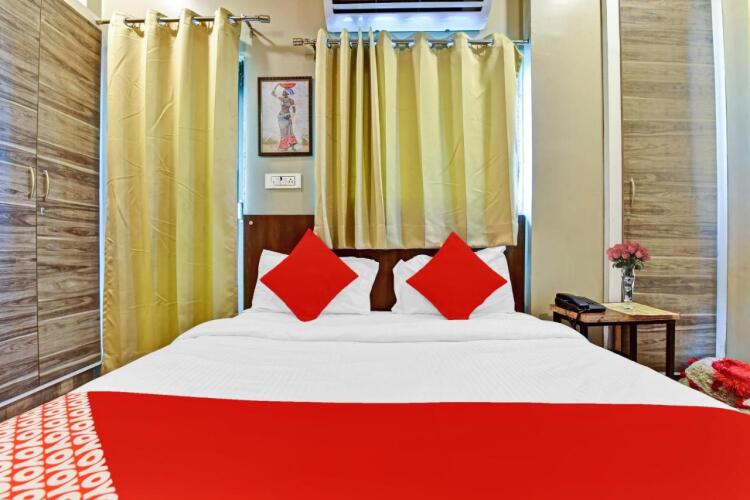 oyo 84809 hotel shiv kalpana