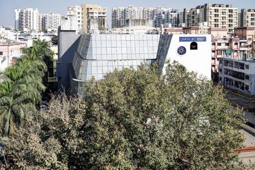 townhouse oak gharonda residency near sant tukaram nagar metro station