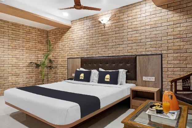 townhouse oak gharonda residency near sant tukaram nagar metro station