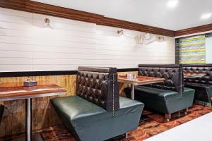 townhouse oak gharonda residency near sant tukaram nagar metro station