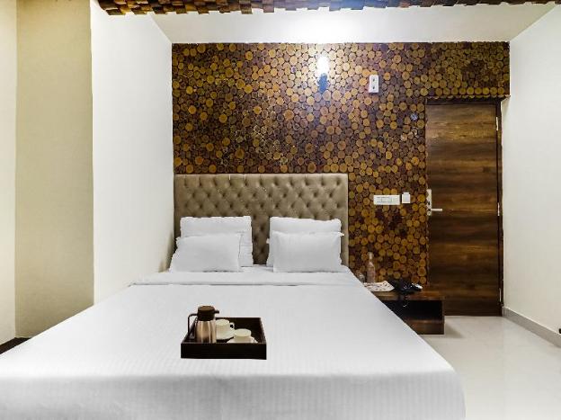 townhouse 83601 hotel marina