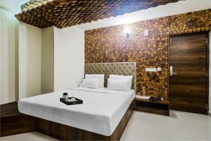 townhouse 83601 hotel marina