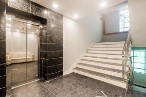 townhouse 83601 hotel marina