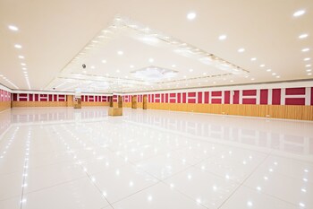 Agrasen Foundation Managed By Tgb Foods,Sanand>>Ahmedabad,3 star