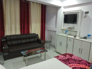 hotel o om shanti