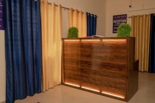 pop hotel blue star