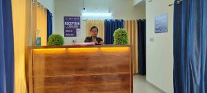 pop hotel blue star