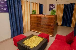pop hotel blue star