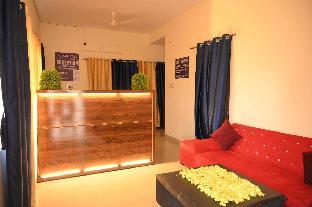 pop hotel blue star