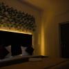 pop hotel blue star