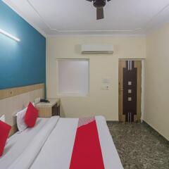 capital o hotel crown inn near appu ghar