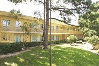 Rodeway Inn,Texas>>Huntsville,2 star
