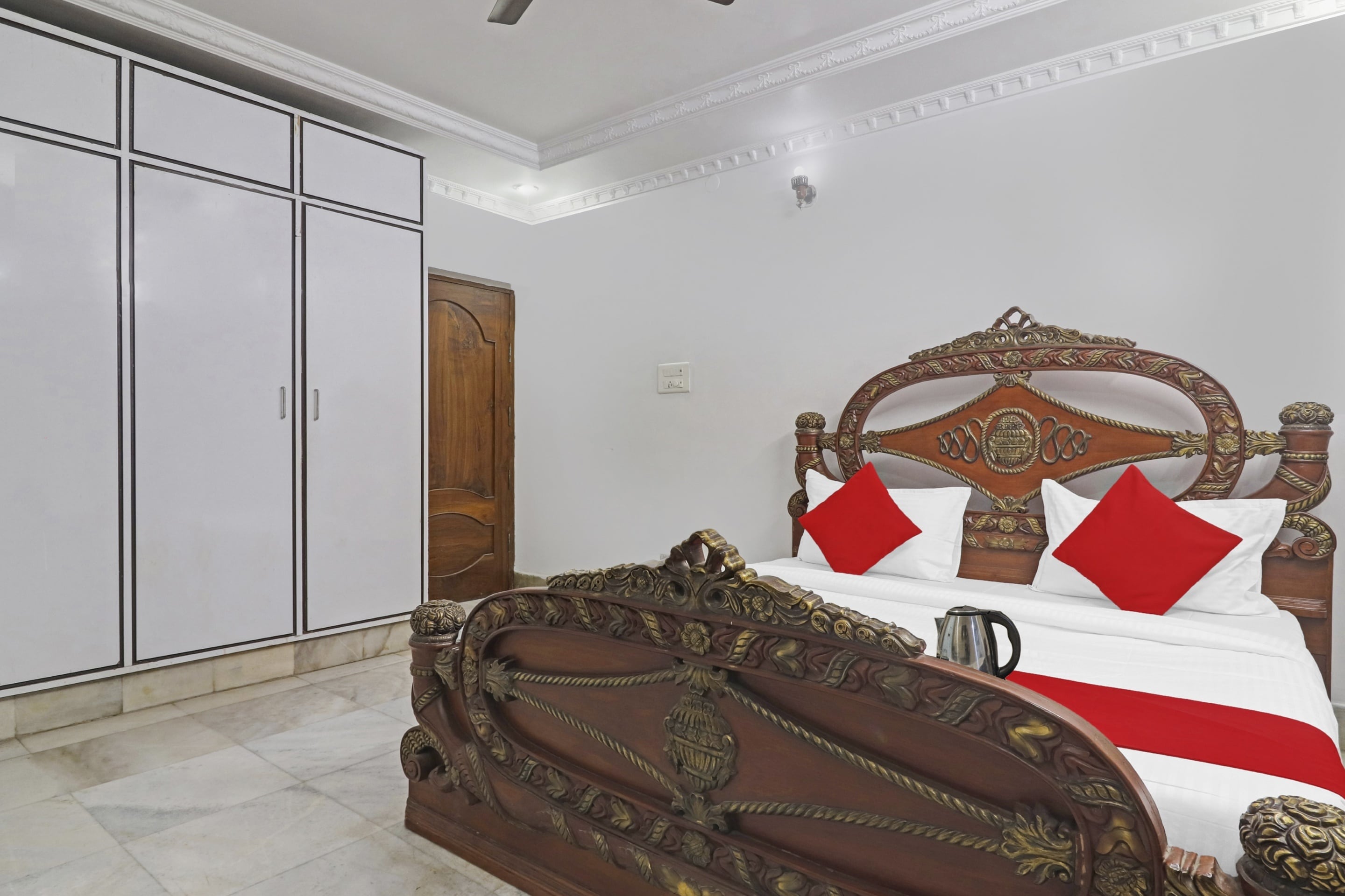 super hotel o alpine glow crest