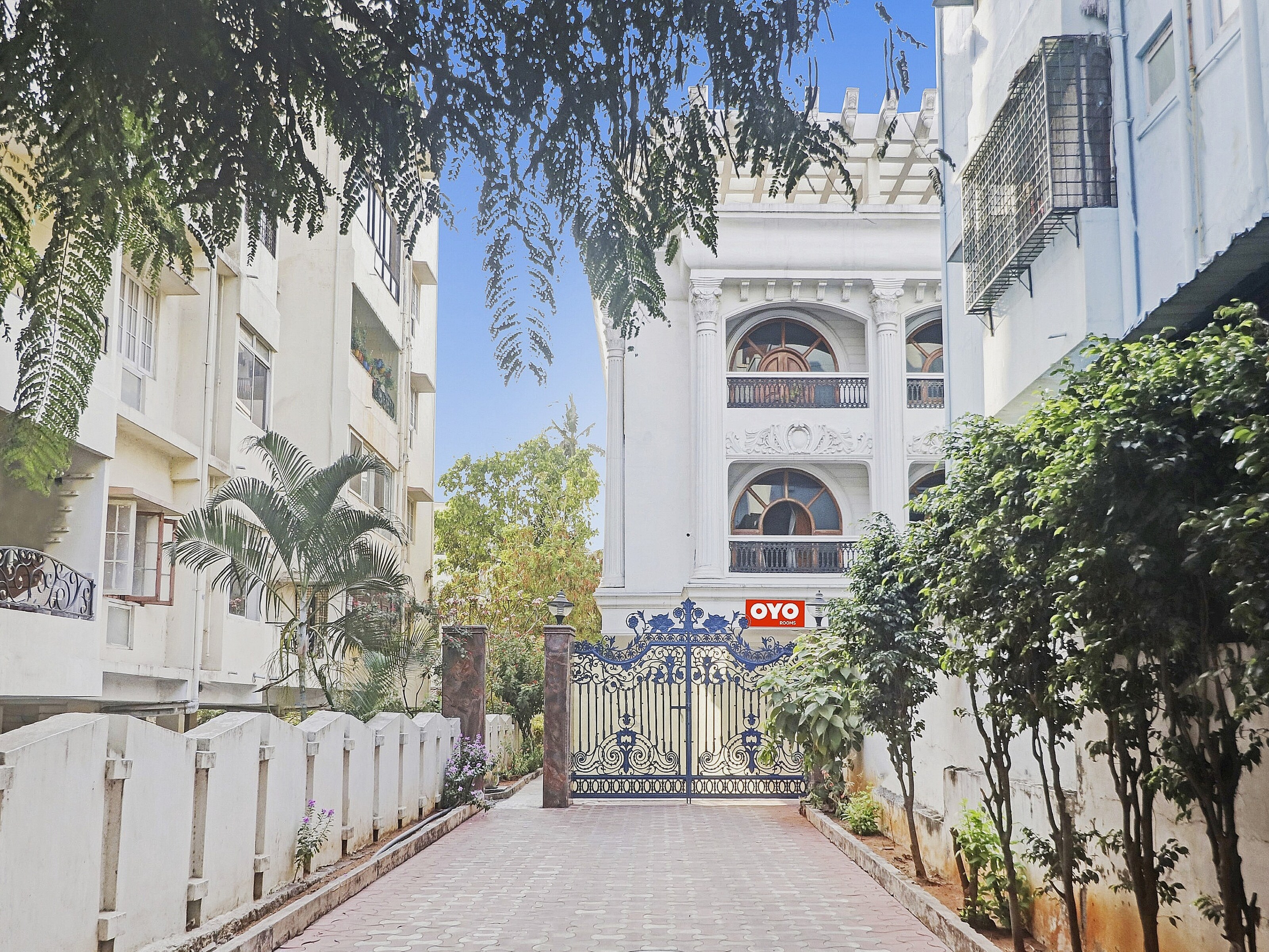 super hotel o alpine glow crest